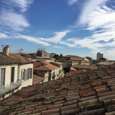 Centre H2 Arenes Charme Rooftop *